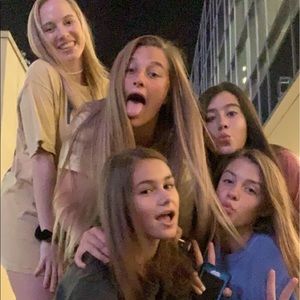 Meet your Posher, Emma